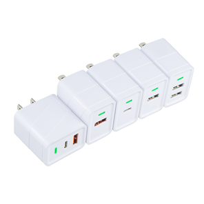 20W 美欧 多规格 带灯充电器